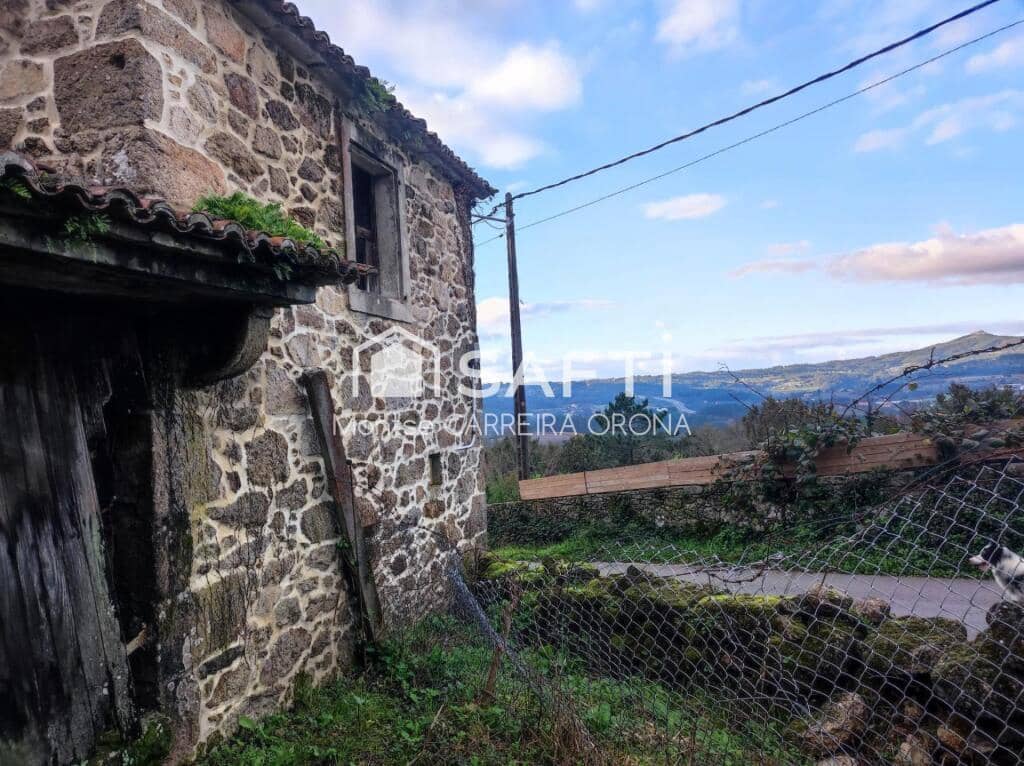 Terre non Aménagée à vendre à A Estrada - 75 000 € (Ref: 9232593)