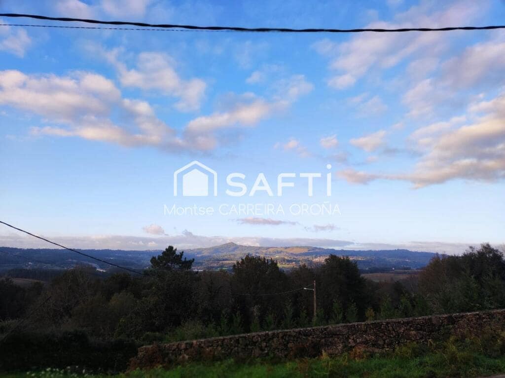 Terre non Aménagée à vendre à A Estrada - 75 000 € (Ref: 9232593)