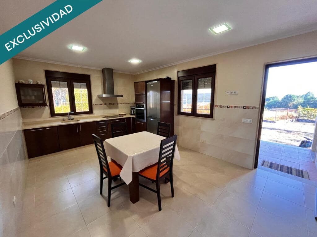 3 soveværelse Villa til salg i Portosin - € 400.000 (Ref: 9232595)