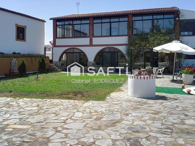Mark till salu i Higuera de Vargas - 1 950 000 € (Ref: 9236466)