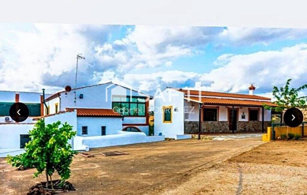 Mark till salu i Higuera de Vargas - 1 950 000 € (Ref: 9236466)