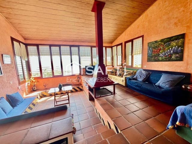 5 bedroom Villa for sale in Mataró with garage - € 820,000 (Ref: 9236467)