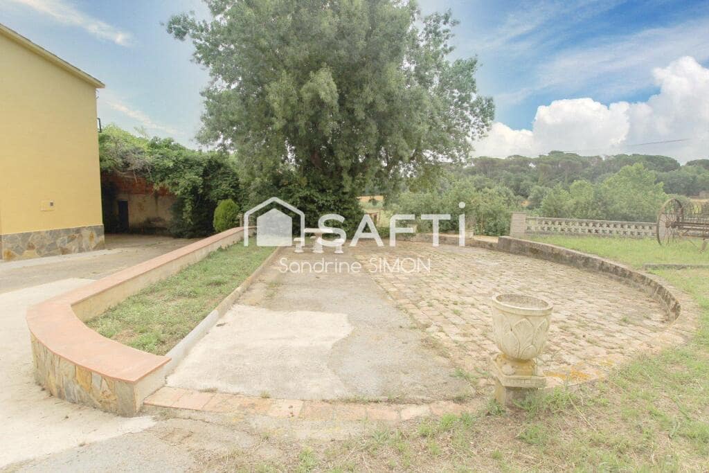 5 makuuhuone Huvila myytävänä paikassa Macanet de la Selva mukana 
autotalli - 465 000 € (Ref: 9236471)