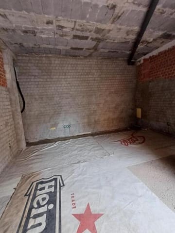 Kommersiell till salu i Avenida Elvas, Badajoz stad - 90 000 € (Ref: 9236474)