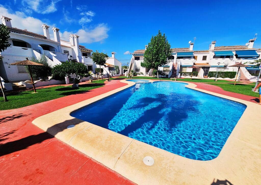 1 sypialnia Apartament na sprzedaż w Denia z basenem - 170 000 € (Ref: 9236477)