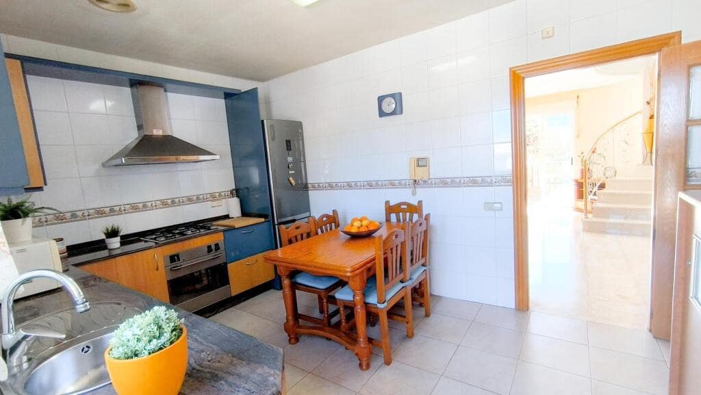 3 soverom Villa til salgs i La Alberca med svømmebasseng garasje - € 399 000 (Ref: 9239984)