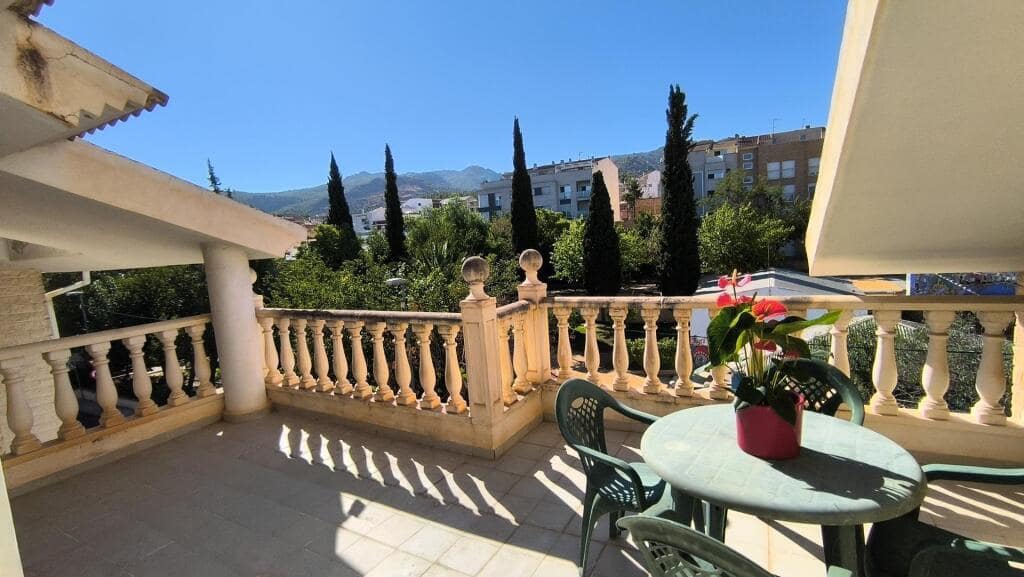 3 soverom Villa til salgs i La Alberca med svømmebasseng garasje - € 399 000 (Ref: 9239984)