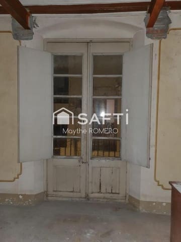 6 soveværelse Villa til salg i Vilanova i la Geltrú med garage - € 350.000 (Ref: 9239987)