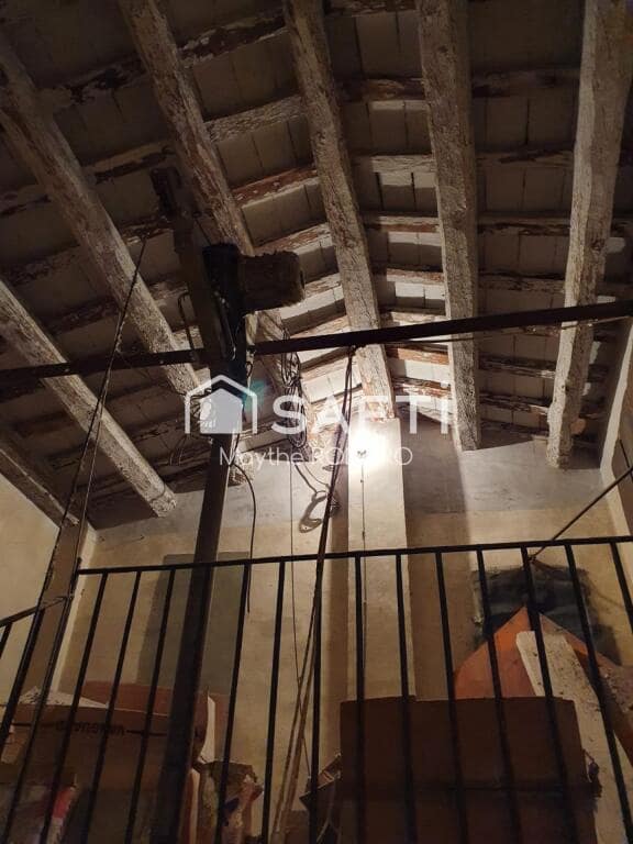 6 soveværelse Villa til salg i Vilanova i la Geltru med garage - € 350.000 (Ref: 9239987)