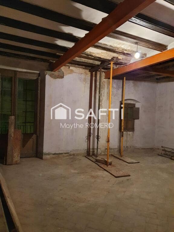 6 soveværelse Villa til salg i Vilanova i la Geltru med garage - € 350.000 (Ref: 9239987)
