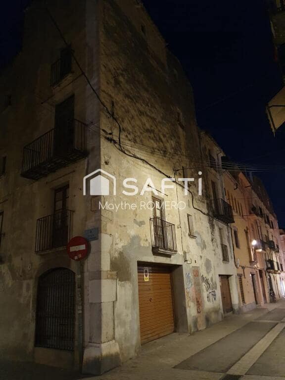 6 soveværelse Villa til salg i Vilanova i la Geltru med garage - € 350.000 (Ref: 9239987)