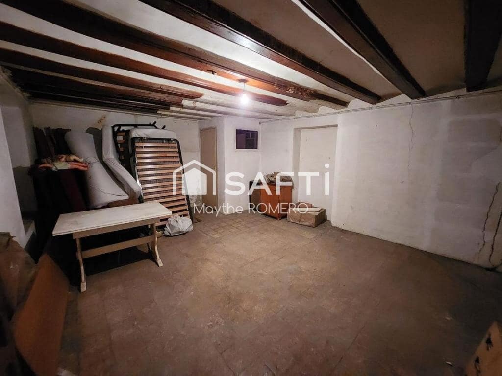 6 soveværelse Villa til salg i Vilanova i la Geltru med garage - € 350.000 (Ref: 9239987)