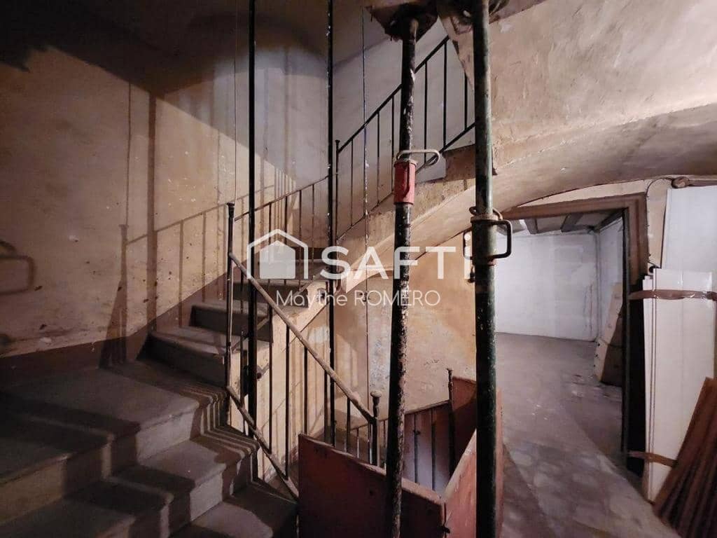 6 soveværelse Villa til salg i Vilanova i la Geltru med garage - € 350.000 (Ref: 9239987)