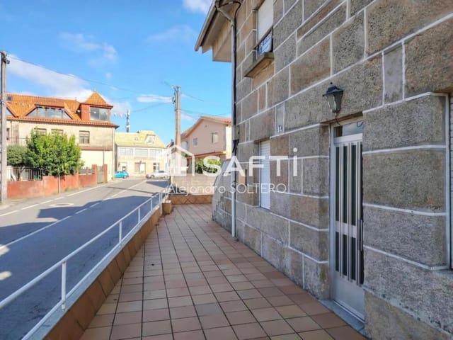 7 bedroom Villa for sale in Vigo with garage - € 310,000 (Ref: 9242951)