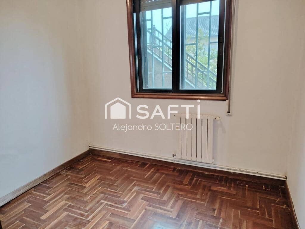 7 makuuhuone Huvila myytävänä paikassa Vigo mukana 
autotalli - 310 000 € (Ref: 9242951)