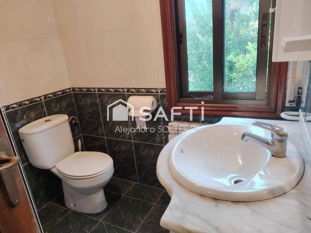 7 makuuhuone Huvila myytävänä paikassa Vigo mukana 
autotalli - 310 000 € (Ref: 9242951)