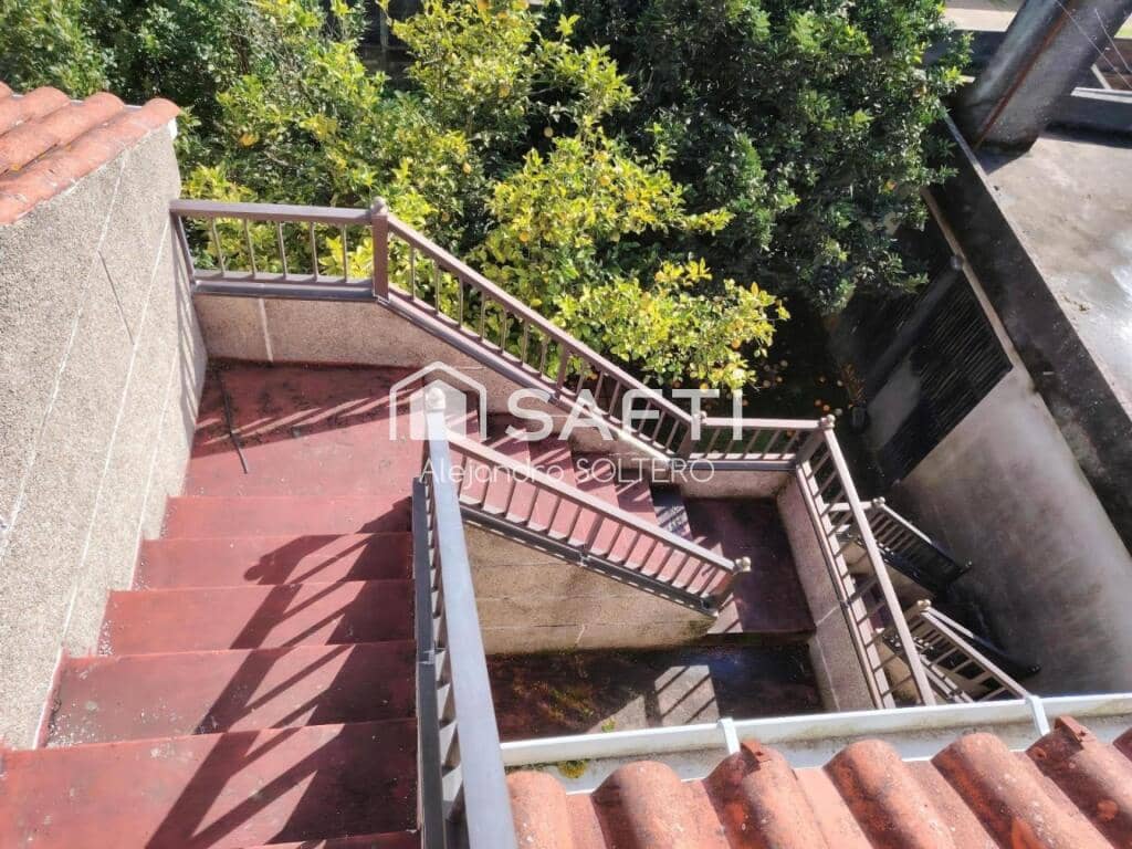 7 makuuhuone Huvila myytävänä paikassa Vigo mukana 
autotalli - 310 000 € (Ref: 9242951)