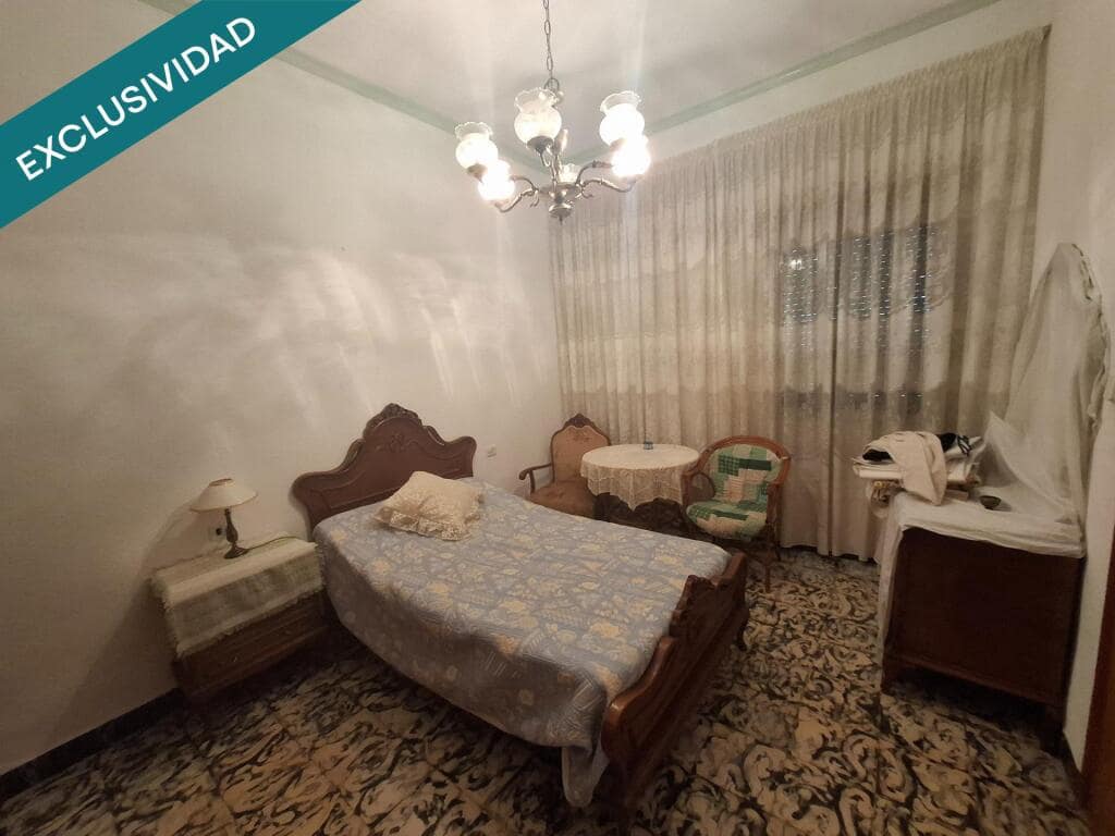 5 sovrum Radhus till salu i La Pobla del Duc med garage - 110 000 € (Ref: 9247033)