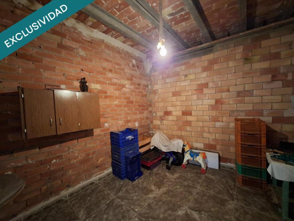 5 sovrum Radhus till salu i La Pobla del Duc med garage - 110 000 € (Ref: 9247033)