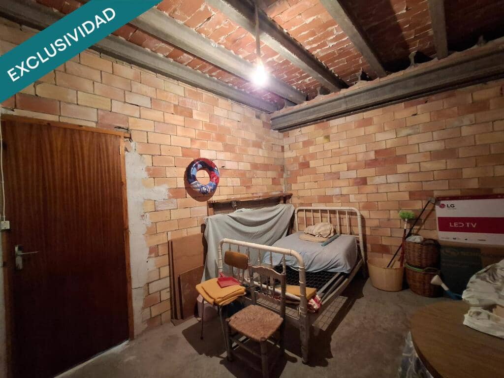 5 sovrum Radhus till salu i La Pobla del Duc med garage - 110 000 € (Ref: 9247033)