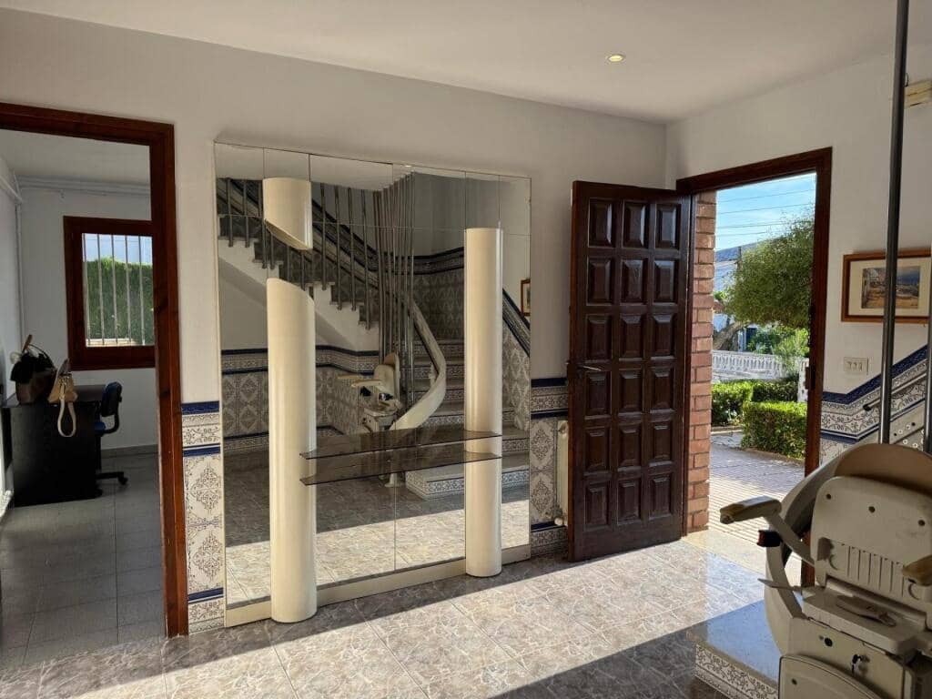 4 soveværelse Villa til salg i Piera med garage - € 470.000 (Ref: 9247038)