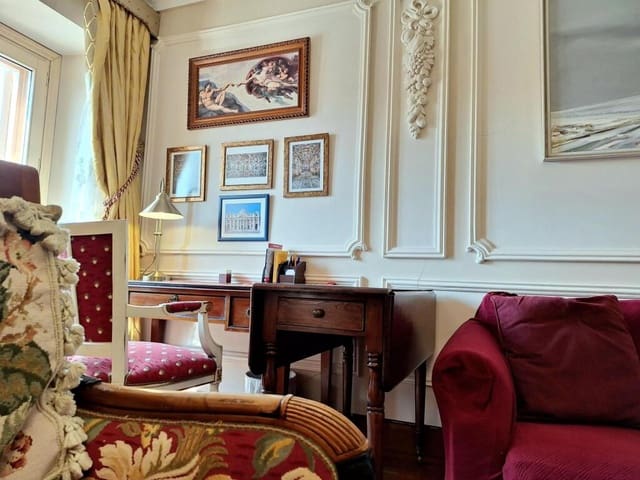 3 bedroom Flat for sale in Salamanca city with garage - € 1,042,000 (Ref: 9247041)