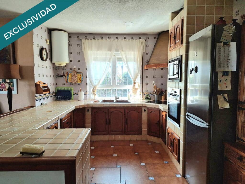 3 soveværelse Finca/Landehus til salg i Penaranda de Bracamonte med garage - € 402.300 (Ref: 9247042)