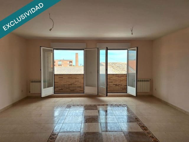 4 bedroom Flat for sale in Peñaranda de Bracamonte - € 153,495 (Ref: 9247043)