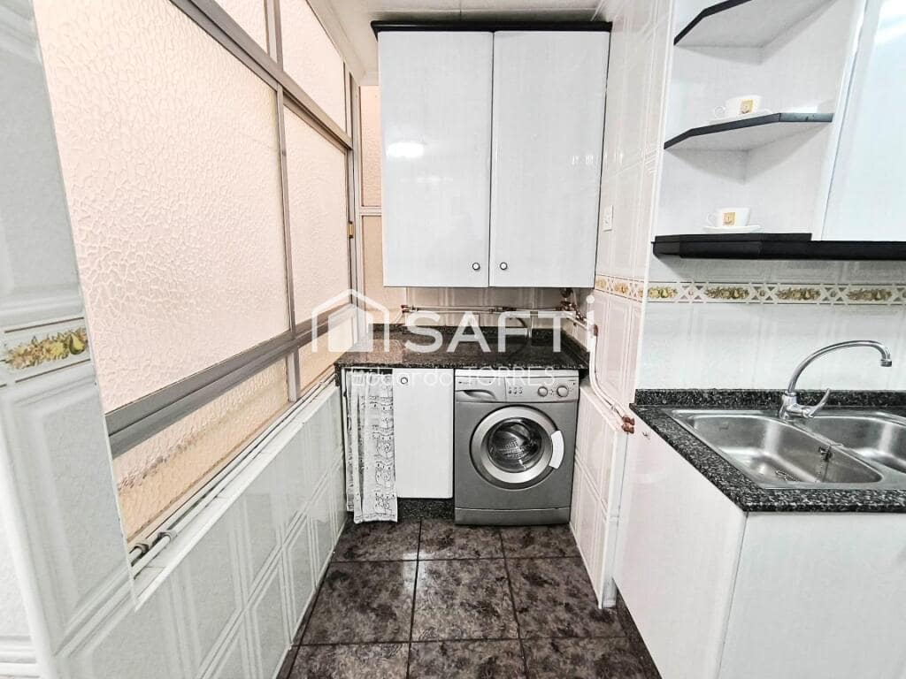 4 slaapkamer Appartement te koop in Elda - € 115.000 (Ref: 9252006)