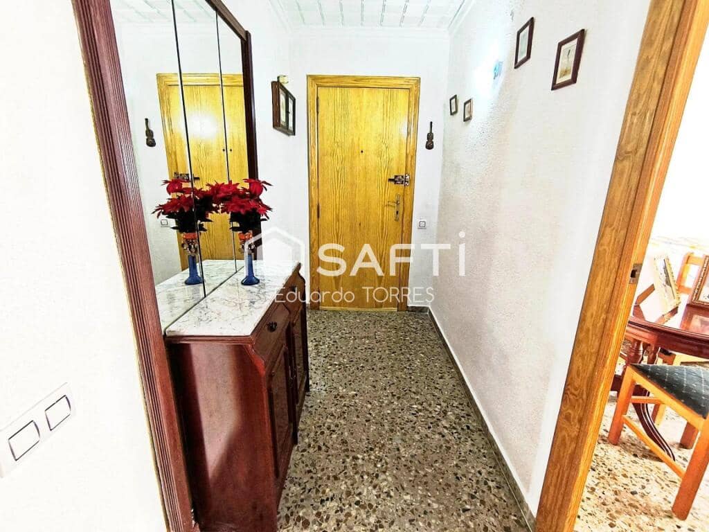 4 slaapkamer Appartement te koop in Elda - € 115.000 (Ref: 9252006)