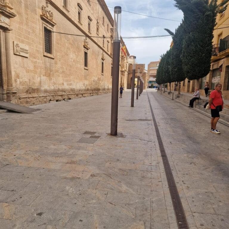 Local Comercial en Orihuela en venta - 37.000 € (Ref: 9252007)