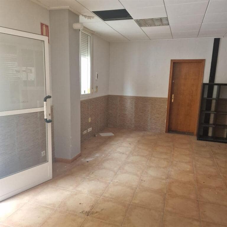 Local Comercial en Orihuela en venta - 37.000 € (Ref: 9252007)