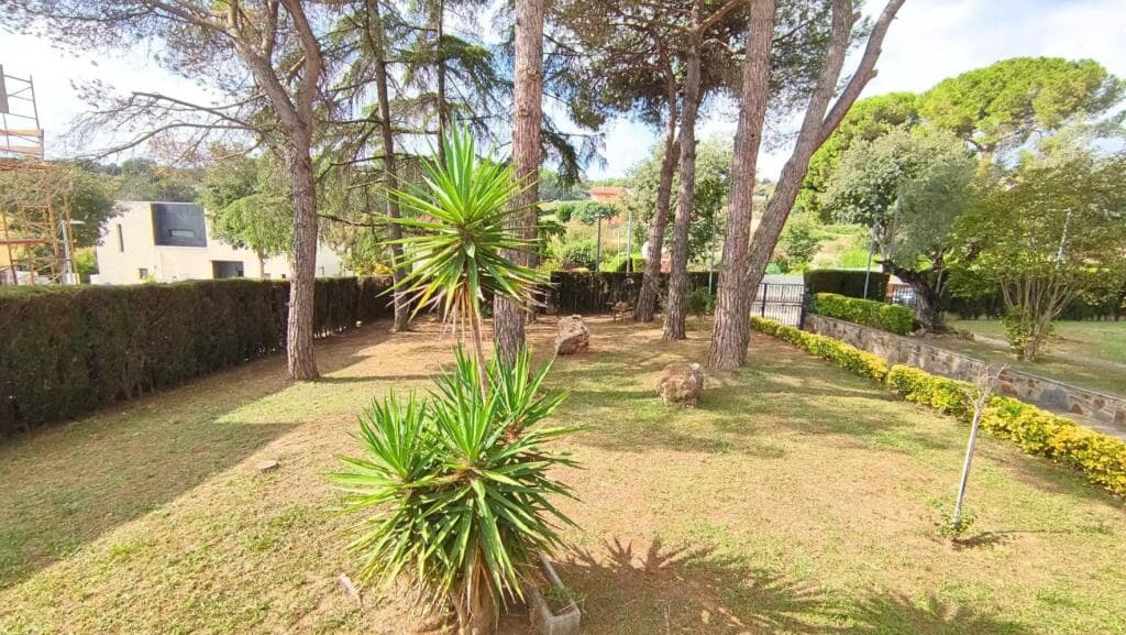 5 soveværelse Villa til salg i Llica d'Amunt med swimmingpool garage - € 650.000 (Ref: 9252009)