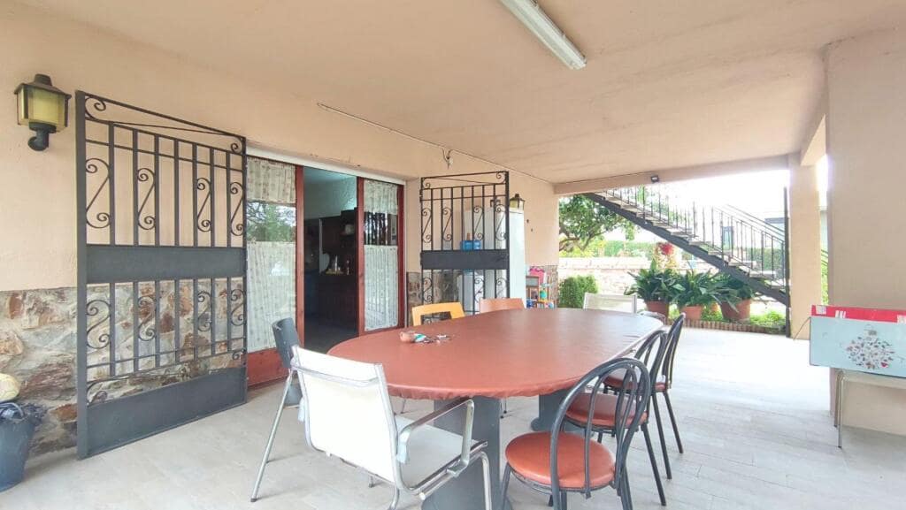 5 soveværelse Villa til salg i Llica d'Amunt med swimmingpool garage - € 650.000 (Ref: 9252009)