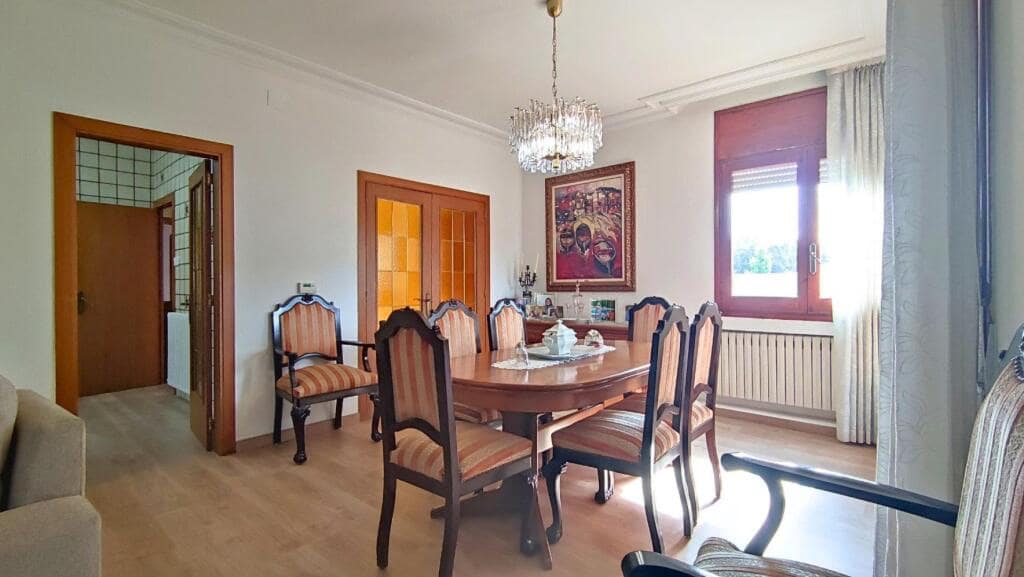 5 soveværelse Villa til salg i Llica d'Amunt med swimmingpool garage - € 650.000 (Ref: 9252009)