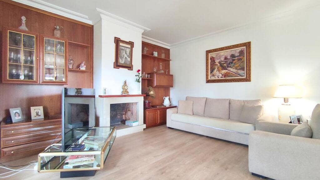 5 soveværelse Villa til salg i Llica d'Amunt med swimmingpool garage - € 650.000 (Ref: 9252009)