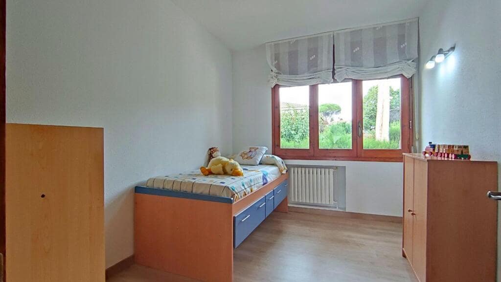 5 soveværelse Villa til salg i Llica d'Amunt med swimmingpool garage - € 650.000 (Ref: 9252009)