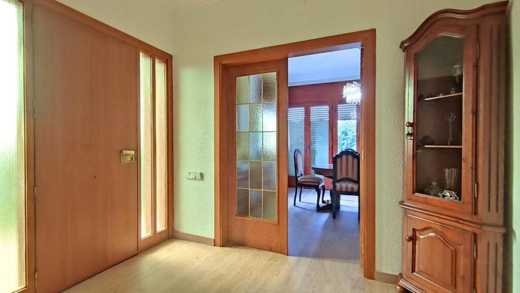 5 soveværelse Villa til salg i Llica d'Amunt med swimmingpool garage - € 650.000 (Ref: 9252009)