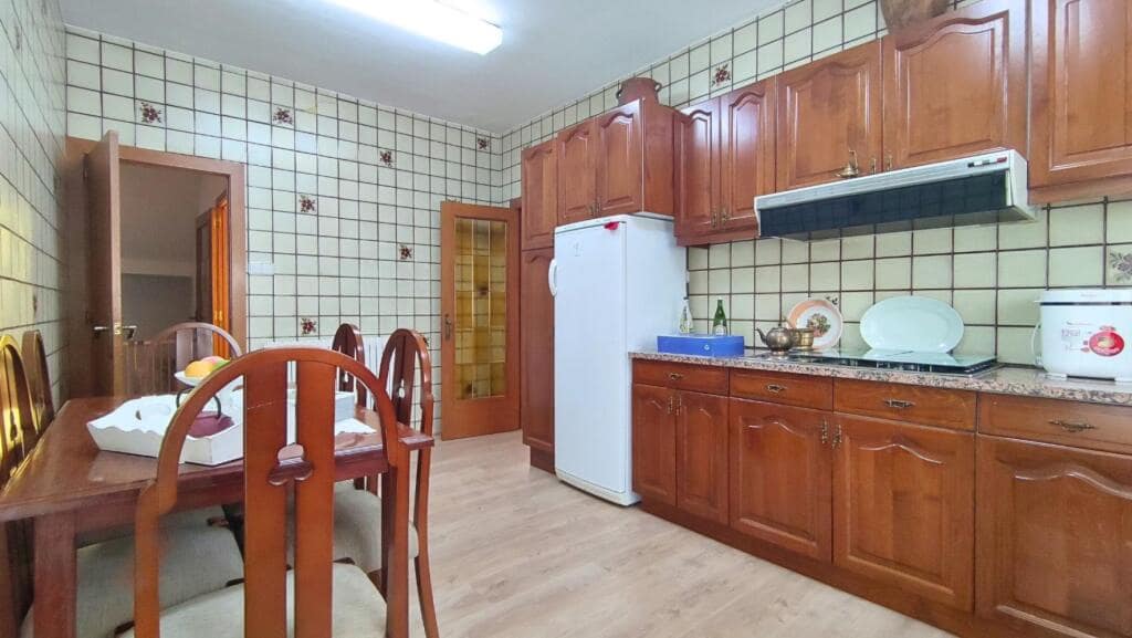 5 soveværelse Villa til salg i Llica d'Amunt med swimmingpool garage - € 650.000 (Ref: 9252009)