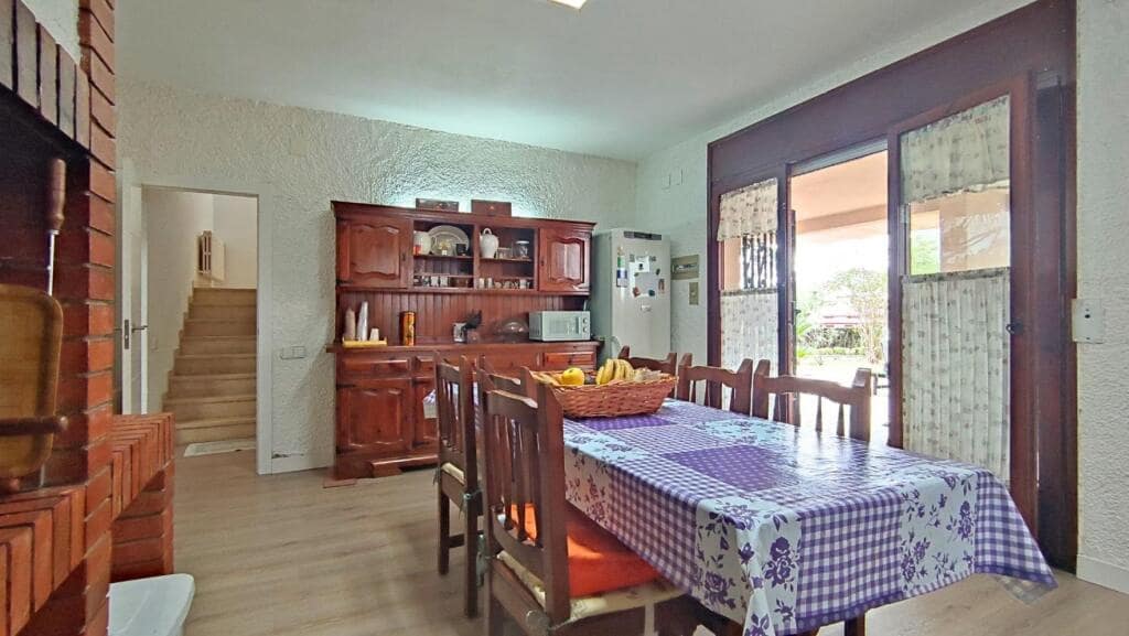 5 soveværelse Villa til salg i Llica d'Amunt med swimmingpool garage - € 650.000 (Ref: 9252009)