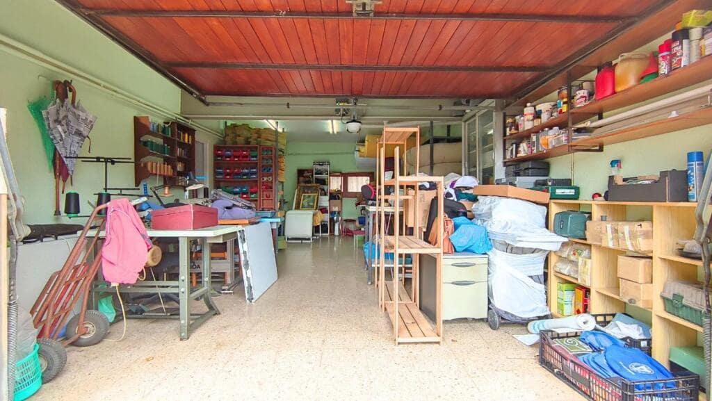 5 soveværelse Villa til salg i Llica d'Amunt med swimmingpool garage - € 650.000 (Ref: 9252009)