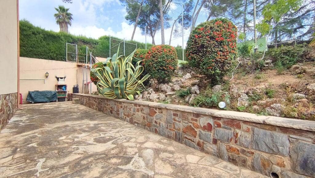 5 soveværelse Villa til salg i Llica d'Amunt med swimmingpool garage - € 650.000 (Ref: 9252009)