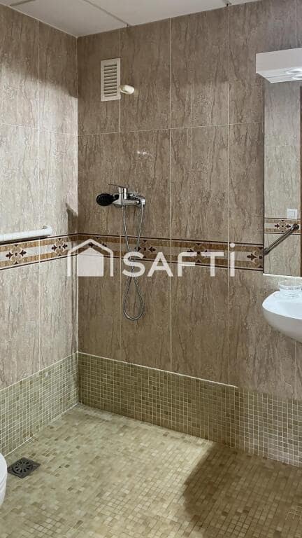 Apartamento de 3 habitaciones en Lloret de Mar en venta - 315.000 € (Ref: 9252010)