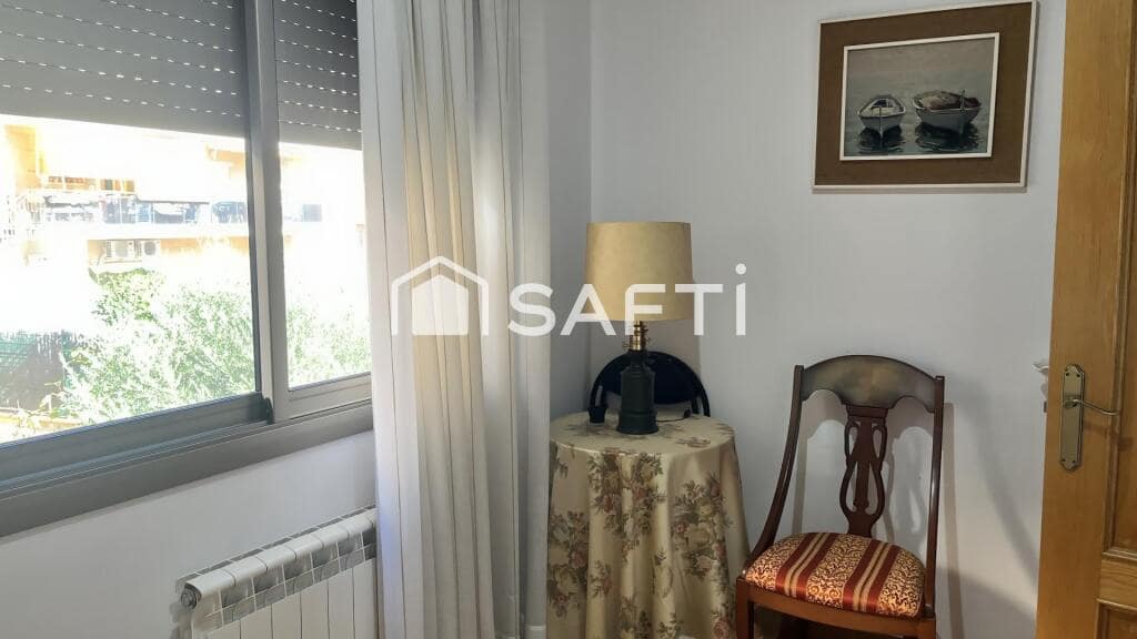 Apartamento de 3 habitaciones en Lloret de Mar en venta - 315.000 € (Ref: 9252010)