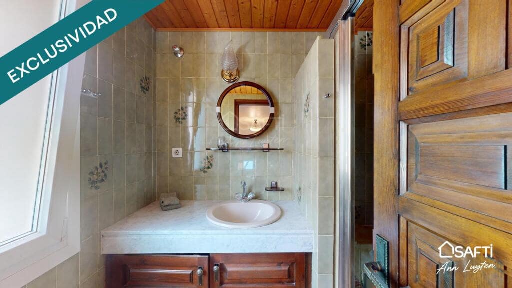 Chalet de 5 habitaciones en Roses en venta con garaje - 650.000 € (Ref: 9252014)