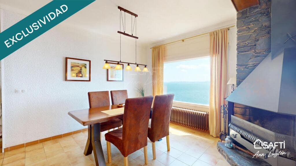 Chalet de 5 habitaciones en Roses en venta con garaje - 650.000 € (Ref: 9252014)