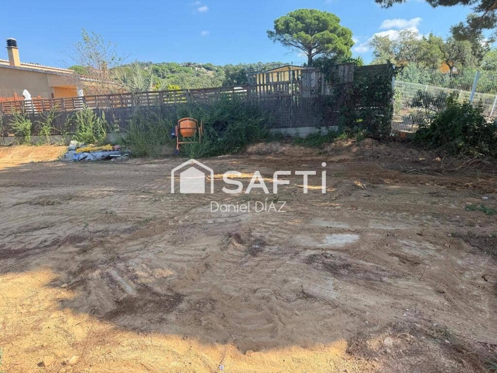 Byggegrund til salg i Lloret de Mar - € 95.000 (Ref: 9252016)