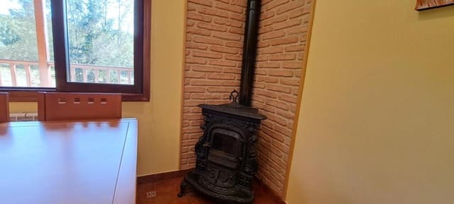 3 bedroom Villa for sale in Arganza - € 165,000 (Ref: 9252017)