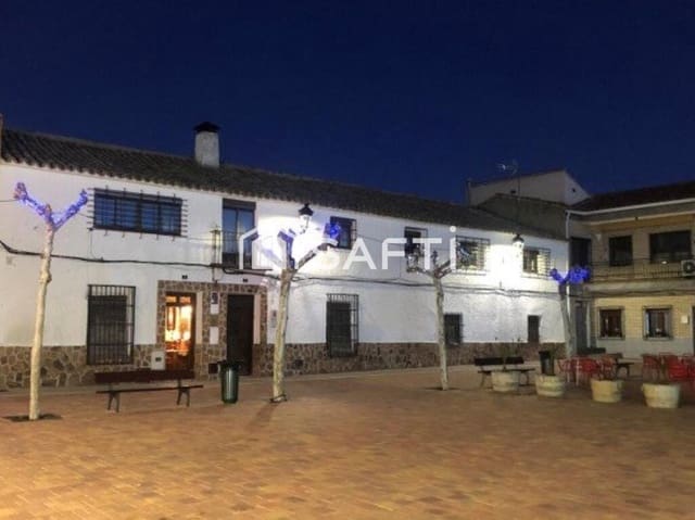 13 Zimmer Villa zu verkaufen in Nambroca mit Garage - 773.000 € (Ref: 9252019)