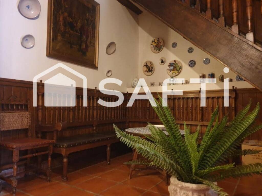 13 soveværelse Villa til salg i Nambroca med garage - € 773.000 (Ref: 9252019)